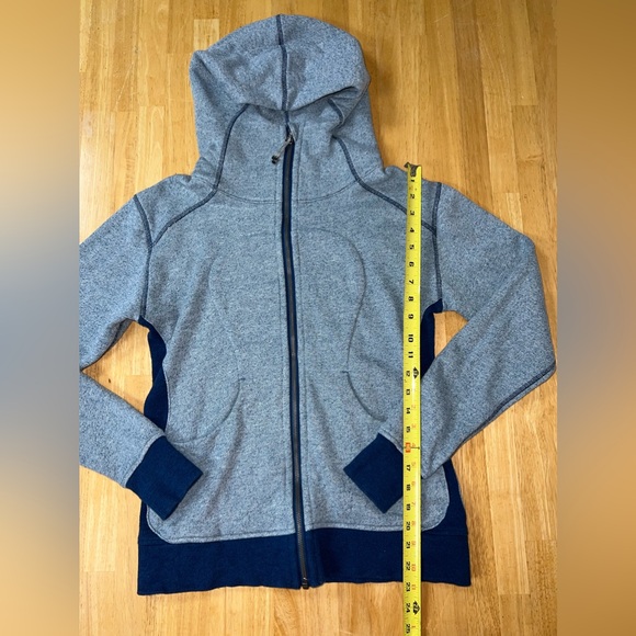 Lululemon Size 8 On The Daily Hoodie Full Zip Jacket Heathered Poseidon - Picture 8 of 16